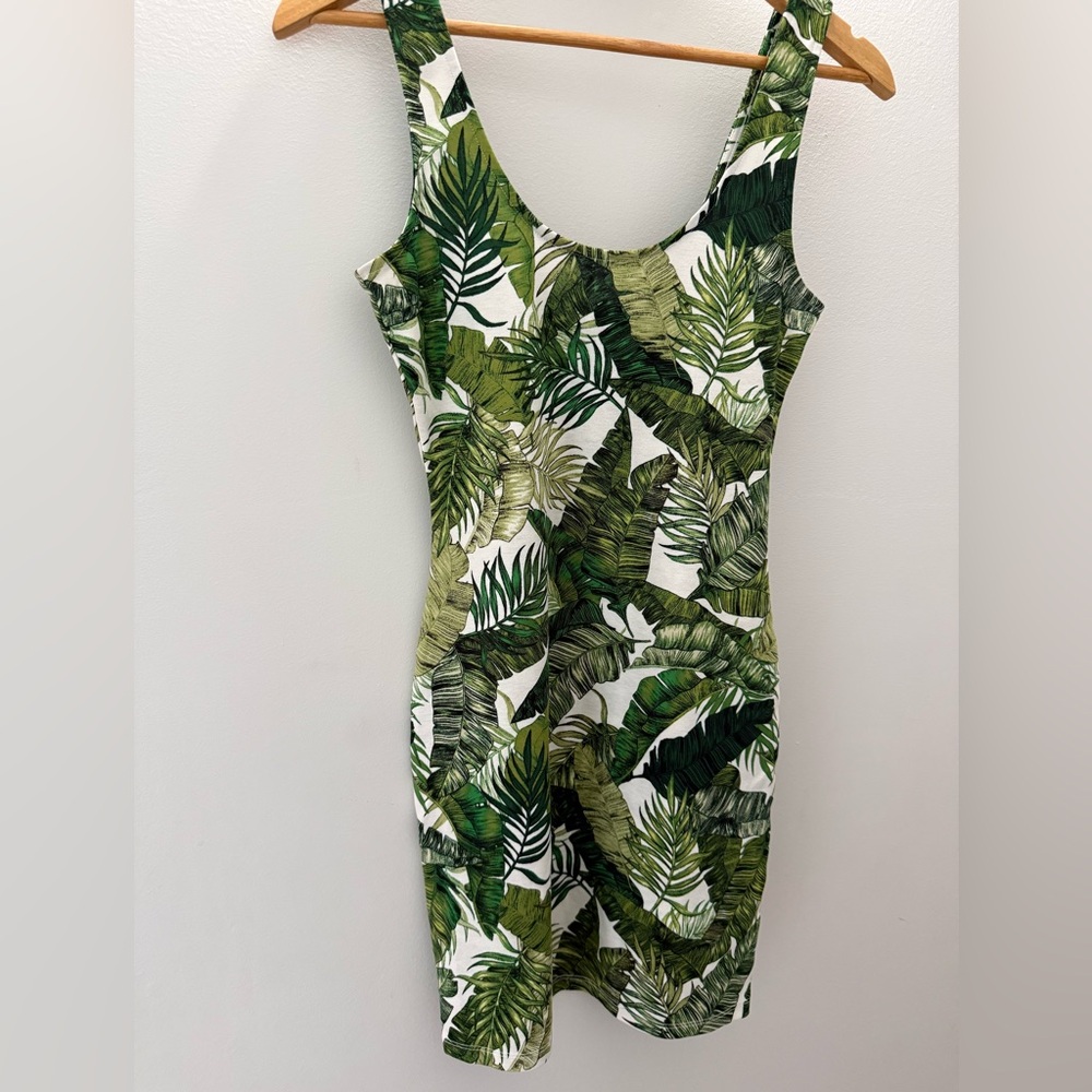 H&M Green Leaf Print Dress